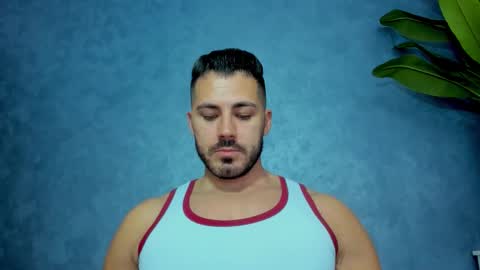 muscularmaster onlyfans online show from October 2025 09:02:01 PM