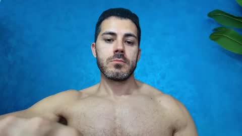 Snapshot of muscularmaster chatting on June 2026 09:19:01 PM muscularmaster onlyfans online show from June 2026 09:19:01 PM
