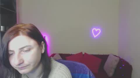 Jeneva online show from January 2026 06:33:02 PM