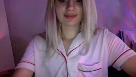 Snapshot of musescorner chatting on July 2026 06:32:02 PM musescorner online show from July 2026 06:32:02 PM
