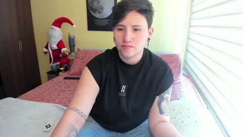 Snapshot of musicayluna chatting on January 2025 05:33:02 PM VALENTINA Luna online show from January 2025 05:33:02 PM