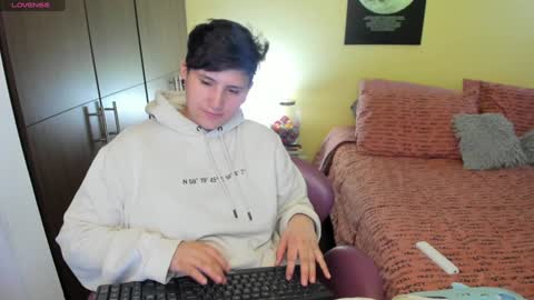 Snapshot of musicayluna chatting on January 2025 05:59:01 AM VALENTINA Luna online show from January 2025 05:59:01 AM