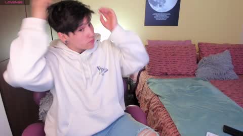 Snapshot of musicayluna chatting on January 2025 09:39:01 AM VALENTINA Luna online show from January 2025 09:39:01 AM