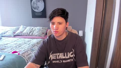 Snapshot of musicayluna chatting on March 2025 01:49:02 PM VALENTINA Luna online show from March 2025 01:49:02 PM