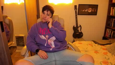 Snapshot of musicayluna chatting on October 2025 10:21:01 PM VALENTINA Luna online show from October 2025 10:21:01 PM