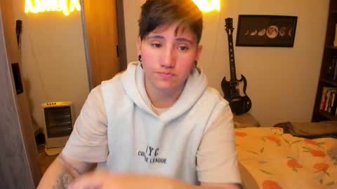 Snapshot of musicayluna chatting on October 2025 12:11:01 AM VALENTINA Luna online show from October 2025 12:11:01 AM