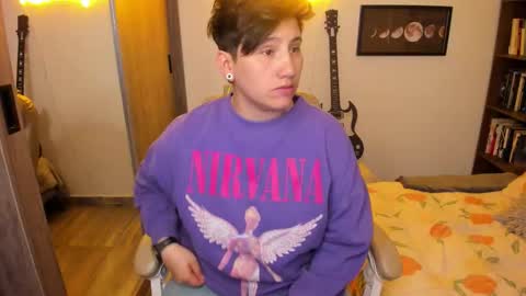 Snapshot of musicayluna chatting on November 2025 01:48:02 AM VALENTINA Luna online show from November 2025 01:48:02 AM