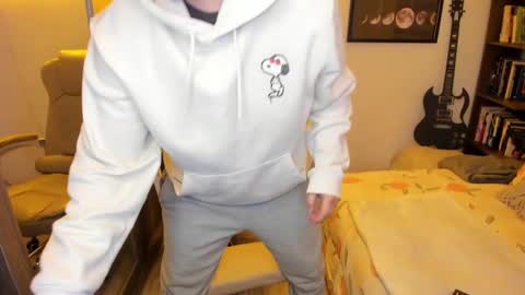 Snapshot of musicayluna chatting on November 2025 03:27:01 AM VALENTINA Luna online show from November 2025 03:27:01 AM