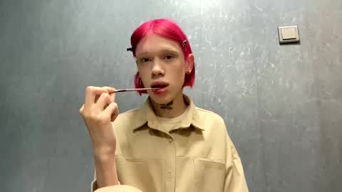 Polik   online show from November 2025 11:26:01 PM