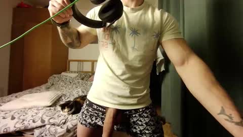 musle joker online show from November 2025 01:22:01 PM