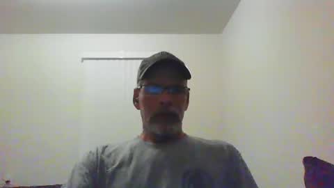 Snapshot of mustang_daddy chatting on October 2025 06:36:02 AM 307MountainMan online show from October 2025 06:36:02 AM