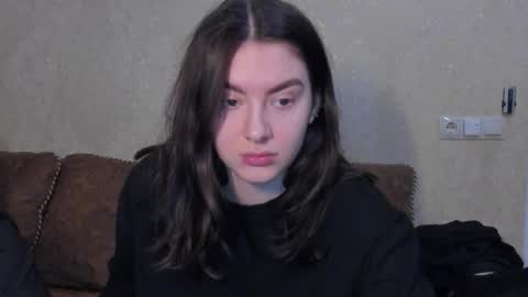 Snapshot of muuur_fam1 chatting on January 2026 11:56:01 AM HEY online show from January 2026 11:56:01 AM