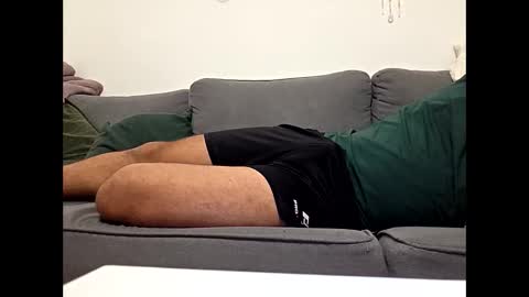 Muybien online show from October 2025 11:32:02 PM