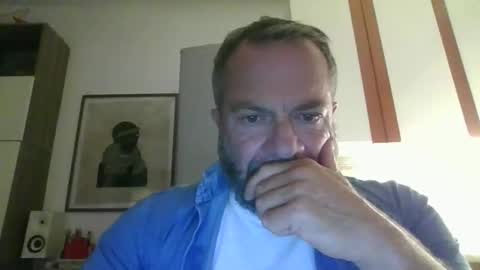 Snapshot of muzungu5 chatting on October 2025 06:12:01 PM muzungu5 online show from October 2025 06:12:01 PM