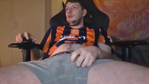 Snapshot of muzzy624406 chatting on January 2026 02:43:01 PM Muzzy online show from January 2026 02:43:01 PM