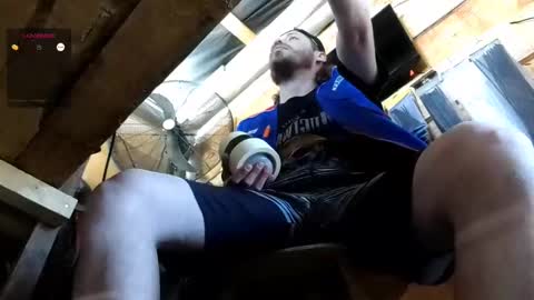 Snapshot of mxdnxss chatting on October 2025 04:17:01 PM Maty online show from October 2025 04:17:01 PM