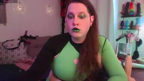 Snapshot of mxsissycharlotte chatting on June 2026 05:29:02 PM Mx Charlotte online show from June 2026 05:29:02 PM