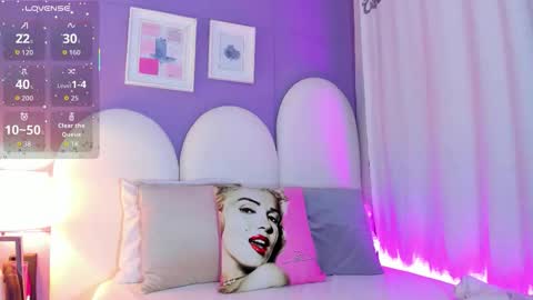 my_aleja_ online show from November 2025 01:32:02 PM