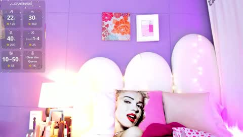 my_aleja_ online show from January 2026 01:36:01 PM