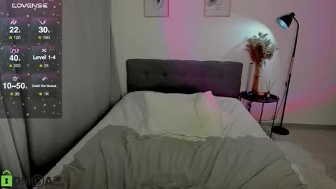 katie online show from December 2024 11:18:02 PM