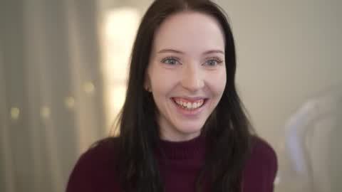 Snapshot of my_stella_ chatting on November 2025 06:52:01 PM STELLA online show from November 2025 06:52:01 PM