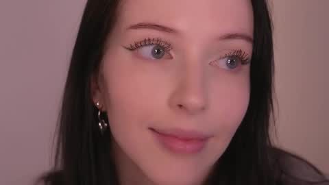 Snapshot of my_stella_ chatting on December 2025 05:21:02 PM STELLA online show from December 2025 05:21:02 PM