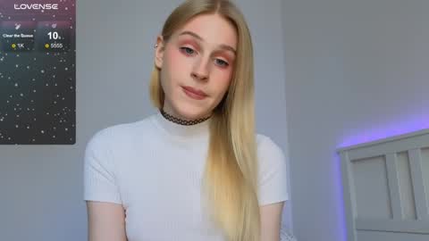 Snapshot of my_tenderness chatting on February 2025 12:57:02 PM Dana online show from February 2025 12:57:02 PM