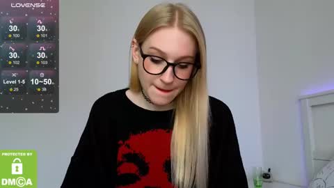 Snapshot of my_tenderness chatting on February 2025 10:23:02 AM Dana online show from February 2025 10:23:02 AM