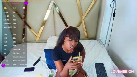 Samanta  online show from March 2025 01:24:02 PM
