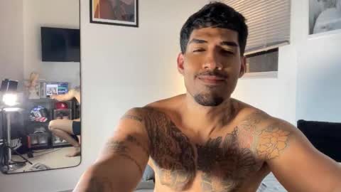 Myke esthetic online show from December 2025 05:50:02 AM