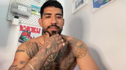 Snapshot of myke_esthetic chatting on June 2026 07:29:01 PM Myke esthetic online show from June 2026 07:29:01 PM