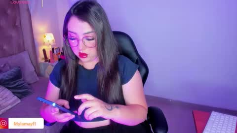 Myla  online show from November 2025 11:43:01 AM