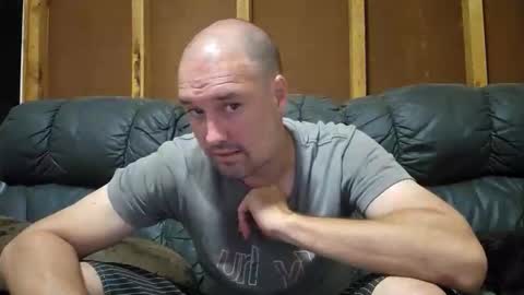 Snapshot of myleshodges chatting on January 2026 11:15:01 AM myleshodges online show from January 2026 11:15:01 AM