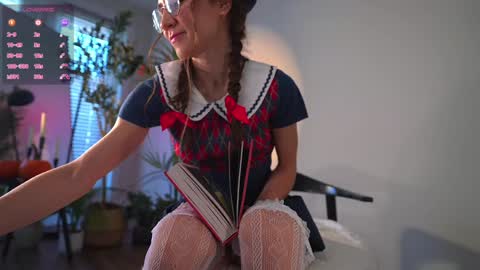 Snapshot of myliss chatting on October 2025 03:13:01 PM Liss Next stream December1 online show from October 2025 03:13:01 PM