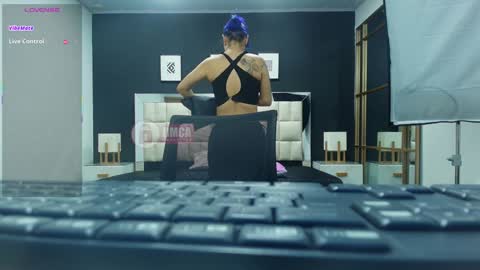 Snapshot of mylittle_mila chatting on November 2025 12:27:02 PM camila online show from November 2025 12:27:02 PM