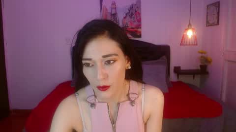 Snapshot of mylu_xx chatting on May 2026 01:19:01 PM MYLU online show from May 2026 01:19:01 PM