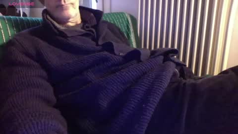 Bi sexy guy lovense hush is on private is open or password show tip if you like. online show from February 2025 12:24:01 PM