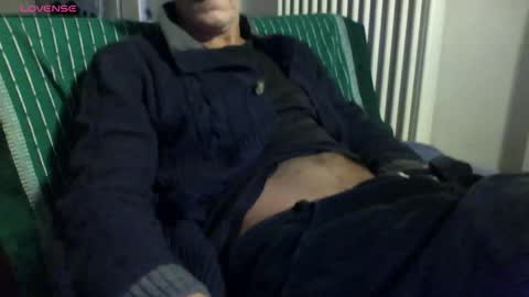 Bi sexy guy lovense hush is on private is open or password show tip if you like. online show from November 2025 06:19:01 AM