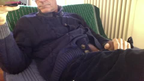 Bi sexy guy lovense hush is on private is open or password show tip if you like. online show from November 2025 08:47:01 AM