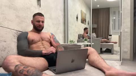 Snapshot of mynameismartin chatting on December 2024 06:14:01 PM mynameismartin online show from December 2024 06:14:01 PM