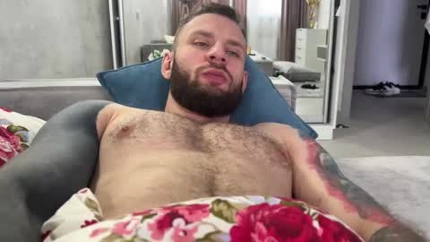 Snapshot of mynameismartin chatting on December 2024 11:40:01 AM mynameismartin online show from December 2024 11:40:01 AM