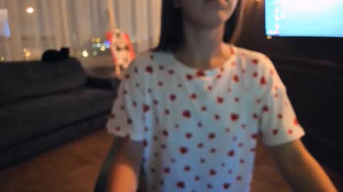 Maria  online show from November 2025 08:52:02 PM