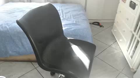 mysterbearmg online show from January 2026 08:03:01 PM