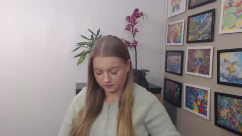 Snapshot of mysteryericax chatting on February 2025 11:13:01 AM Erica online show from February 2025 11:13:01 AM
