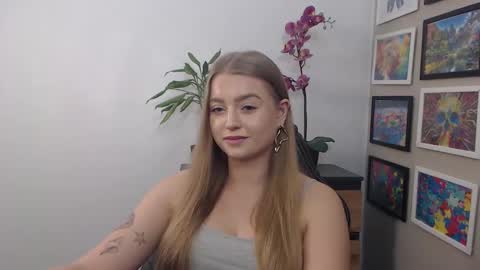 Snapshot of mysteryericax chatting on March 2025 08:22:01 AM Erica online show from March 2025 08:22:01 AM