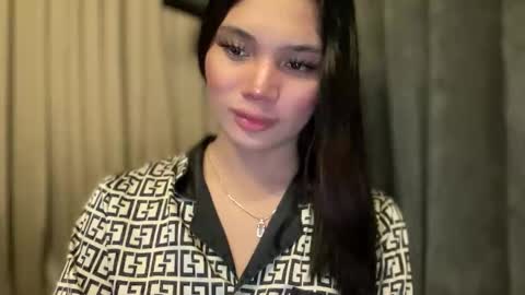 UR GIRL NEXTDOOR online show from February 2026 05:38:01 PM