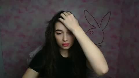 Amelia online show from March 2026 06:42:02 AM