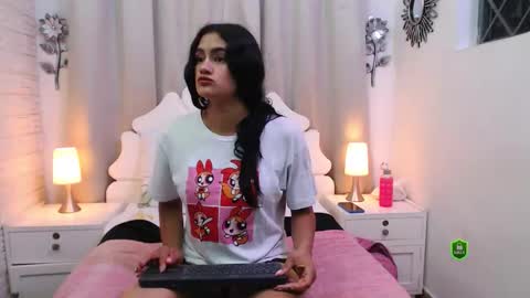 Snapshot of mysticliah chatting on November 2025 12:16:01 PM mysticliah online show from November 2025 12:16:01 PM
