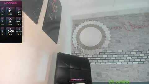 Snapshot of mystiquets chatting on November 2025 12:59:02 PM online show from November 2025 12:59:02 PM