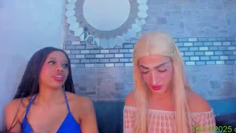 Snapshot of mystiquets chatting on November 2025 09:52:02 PM online show from November 2025 09:52:02 PM